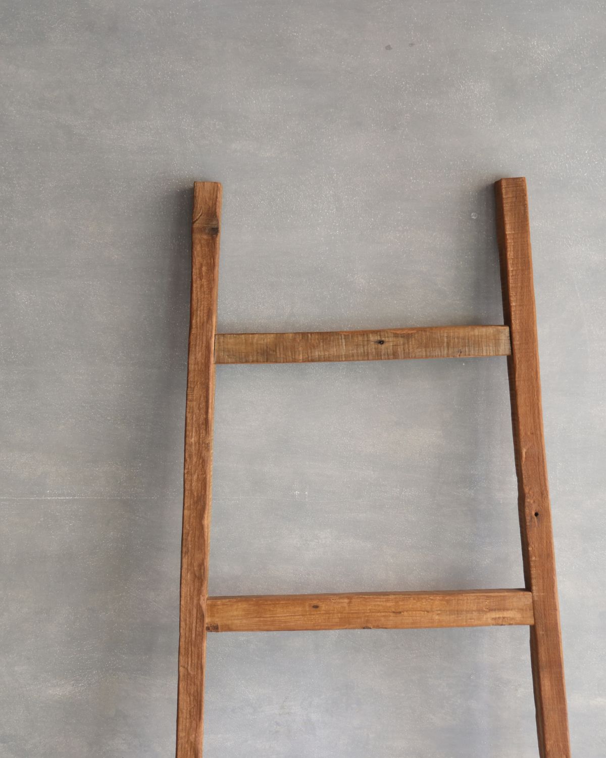 ESCALERA MANTERA A