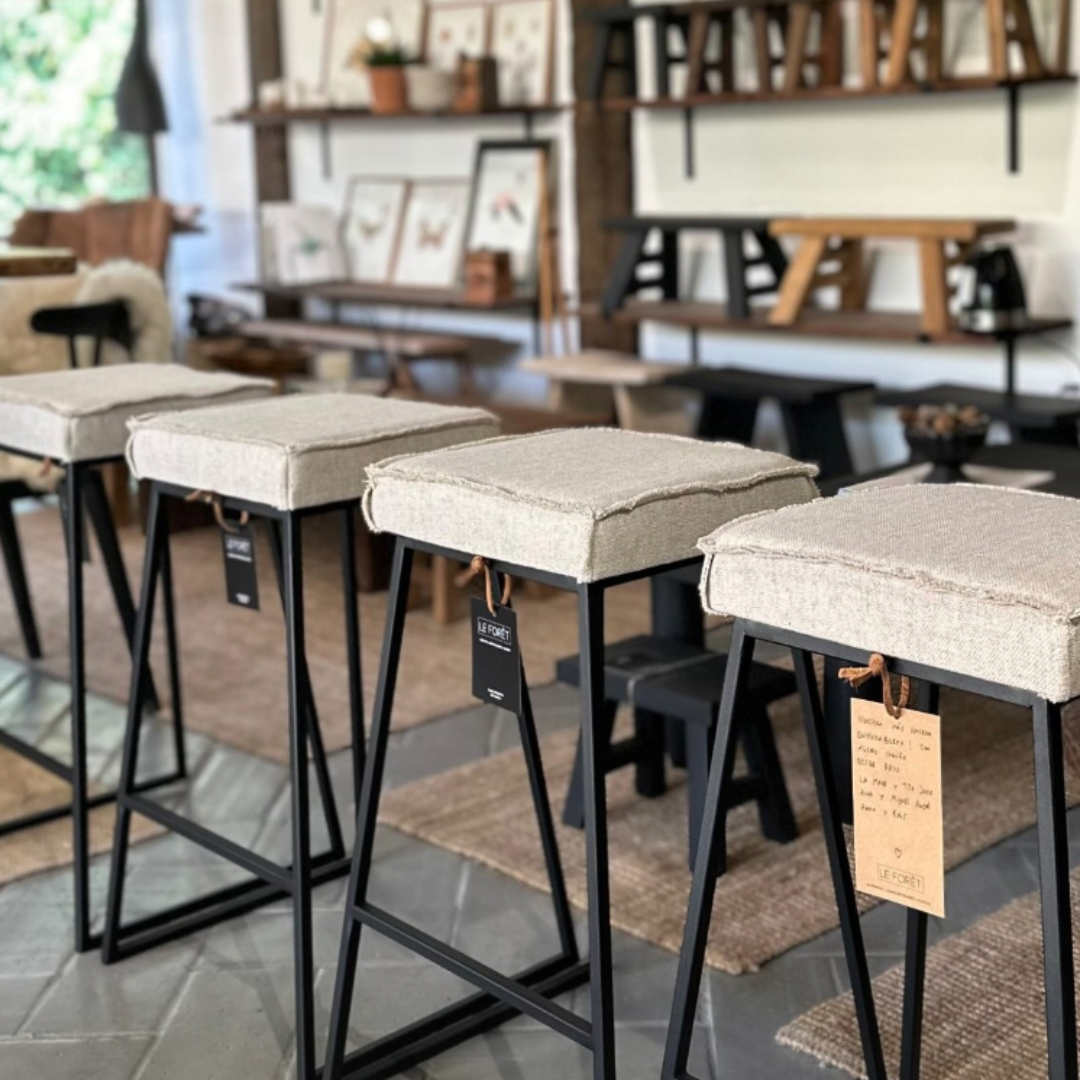 TABURETE SAND