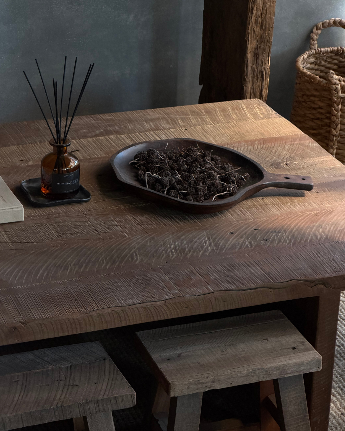 MESA ÁMBAR CLÁSICA 140x95x40