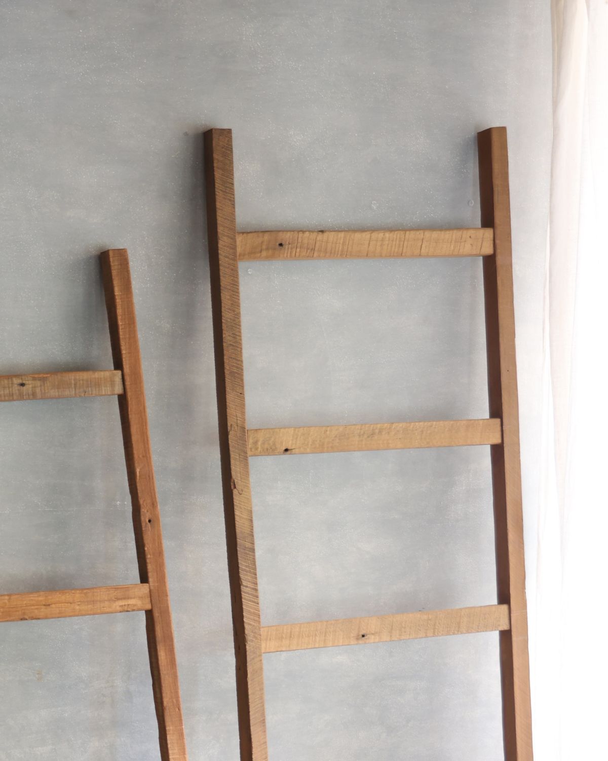 ESCALERA MANTERA H