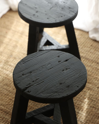 PISO OAK NEGRO MEDIANO