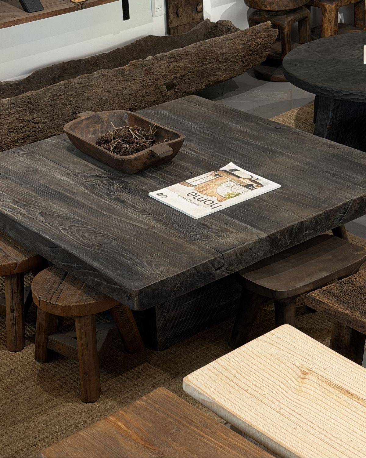 MESA VELANÉ NEGRO CENIZA 100X100X35